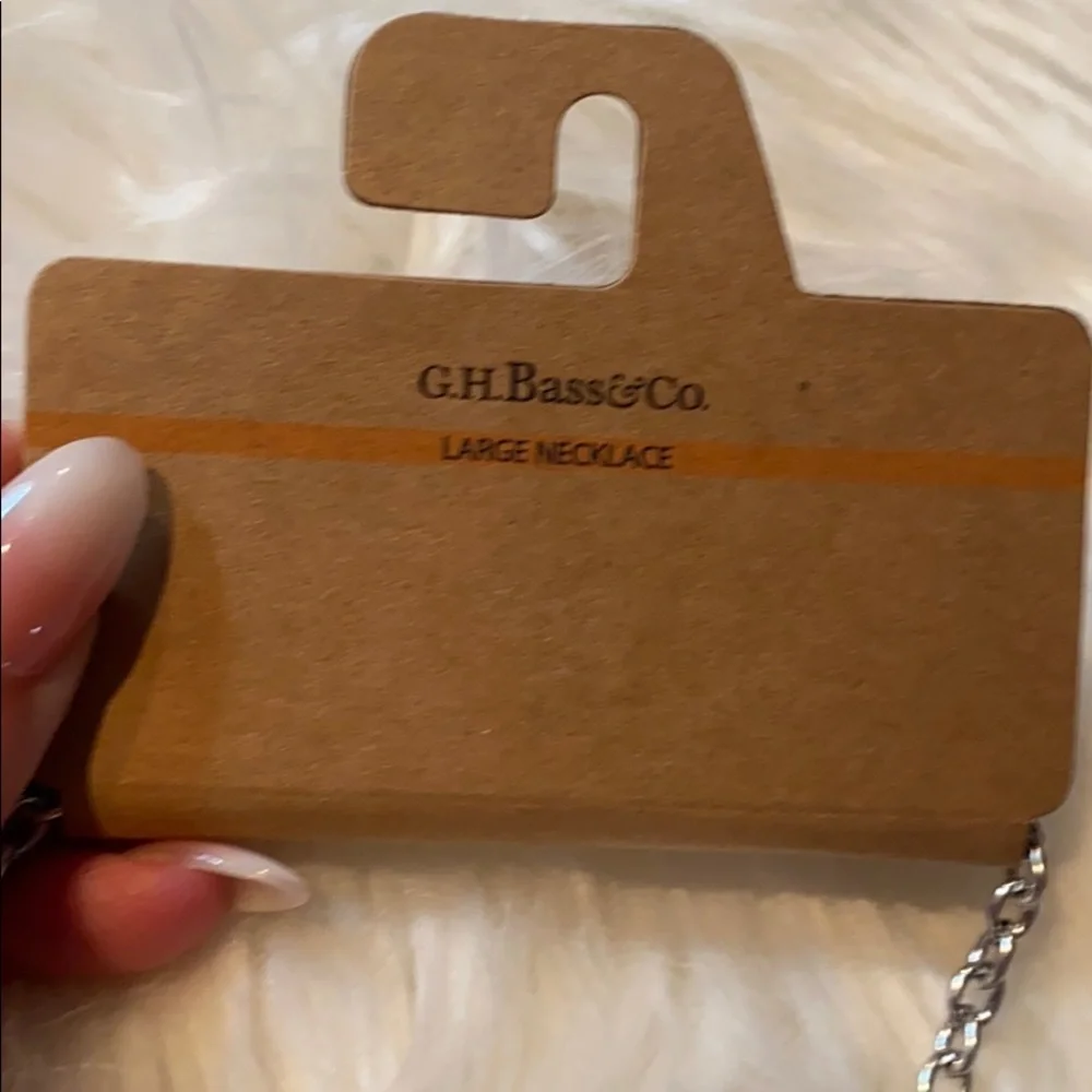 New without tags GH Bass and Company necklace
